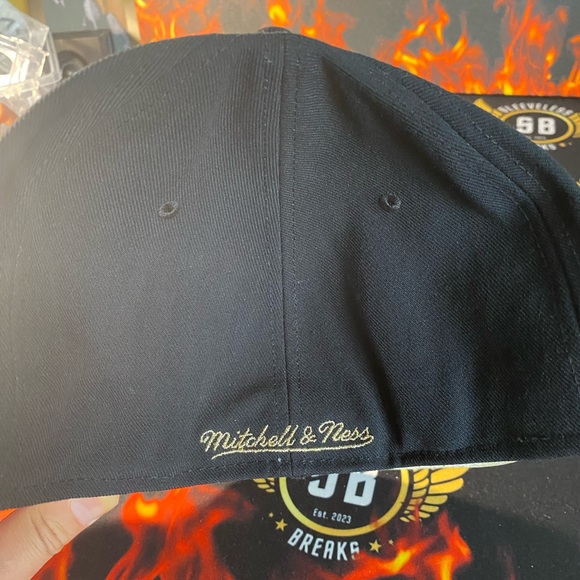 MITCHELL & NESS YANKEES TOPPS 50 YEARS EDITION CAP 7 5/8 - Picture 3 of 5